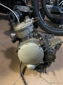 Motor am6 - 11