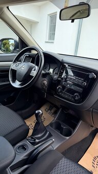 MITSUBISHI OUTLANDER 2.0i 110kw 100000 Km - 11