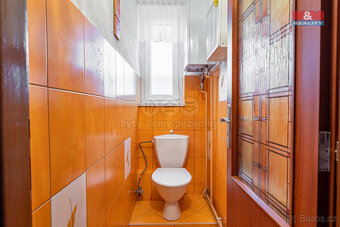 Prodej bytu 3+1 s garáží a pozemkem, 91 m², Svéradice - 11