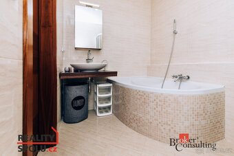 Pronájem, byty/3+kk, 82 m2, Labská louka 668/15, Třebeš, 500 - 11