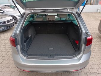VW Passat B8 Variant 2.0TDI 110kW DSG - záruka Autodraft - 11