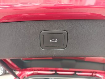 MG EHS PHEV Luxury 1.5 190kW AUT. Panorama Kamera 360° Navi - 11