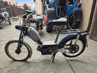 Prodám motorky peugeot skútr kymco a malá jawa 50 - 11