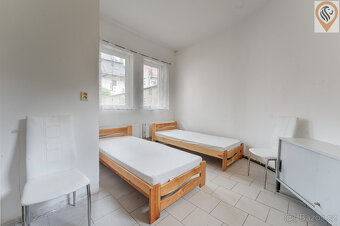 Prodej víceúčelového domu ideálního pro ubytování – Komenské - 11