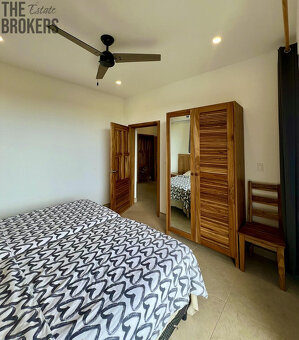 The Marina Home, 5BD & 4BT Jonesville Point, Roatan - 11