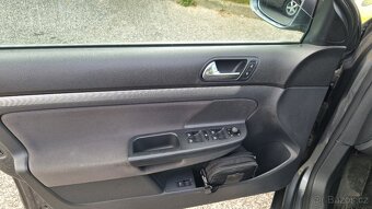 Volkswagen Jetta 1.9 TDI 77 kW, 2009, manuál - 11