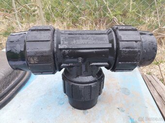 vodoinstalační materiál - 11