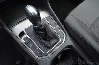 PRODÁM VW GOLF SPORTSVAN 1.6TDI DSG 2014 - 11