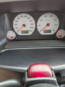 Golf III 1,6i naj.pouze 113t.km - 11