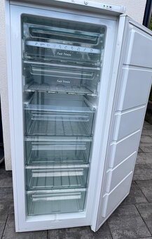 Mrazák Electrolux 7 šuplíkový - 206 litrů - 11