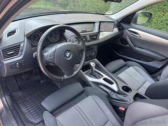 BMW X1 E84 23d 150kW Bi-Xenony/Panorama/4x4 xDrive/Navigace - 11