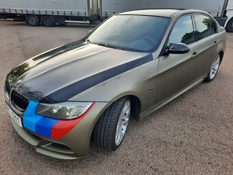 BMW 325i++E90++160KW++MANUÁL++ - 11