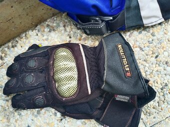 Motocyklová bunda a kalhoty a rukavice. Vel.54. Cena 2999 Kč - 11