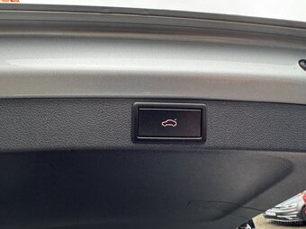 Škoda Octavia 4 2.0 TDI 110kW DSG Matrix LED ACC Navigace - 11