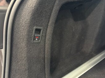Audi A4 Allroad 4x4 quattro 3.0 TDI 200kW Kamera 360° Tažné - 11