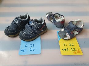 Dětské boty, 40 párů, různé druhy, vel. 20 až 37 - 11