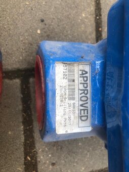 Uzavery vody, stavebni material - 11
