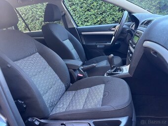 ŠKODA OCTAVIA 1.4TSI,90KW,FAMILY,DIGI KLIMA TAŽNÉ.Z,TEMPOMAT - 11