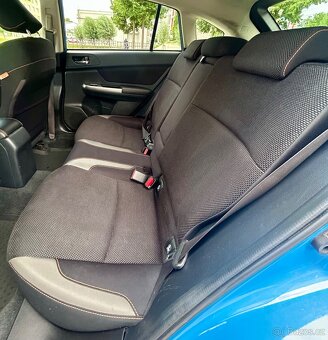 Subaru XV 2.0D 4x4 MANUÁL XENON-KAMERA-VÝHŘEV-SERVISKA-2017 - 11