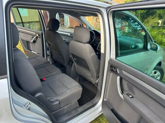 Volkswagen Touran 2.0 benzín, 110 kW, 2004 - 11