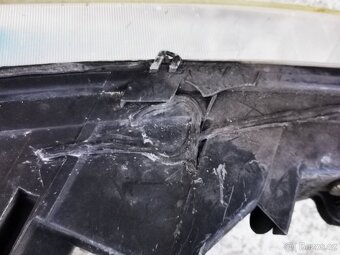 Pravy predni svetlo pre peugeot 406 coupe. - 11