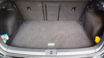 VW Golf 1.5TSI 110kW DSG HIGHLINE-2.maj-koup.ČR-NEHAVAROVANÉ - 11