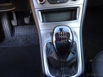 Opel Astra 1.6 CRDI r.v.2018 (81 kw) Koupeno v ČR - 11