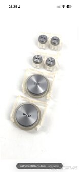 3x Pioneer CDJ 1000 MK3 + case + decksaver - 11