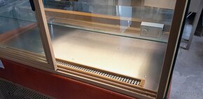 Zákusková chladící vitrína Juka Pastry Conter C-1 - 11