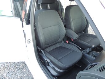 Škoda Fabia Combi 1.2TSi,66kw,Style,12/2015,ČR,2maj.137000km - 11