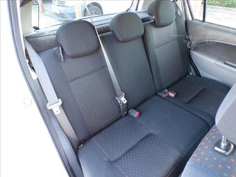 Daihatsu Sirion 1,0 i - 11