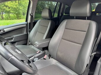 Opel Zafira - 11