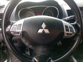 Mitsubishi Outlander/2.0 TDI/Ital/pěkný - 11