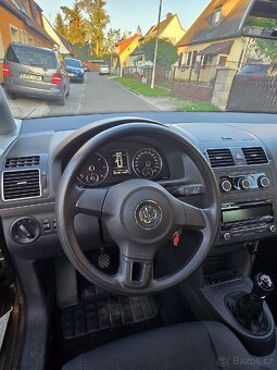 Prodám VW Touran 1,6 tdi, mode 1t3, rok výroby 2015 - 11