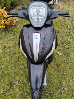 Piaggio Beverly 125i.e - 11