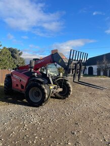 Teleskopický manipulátor Massey Ferguson TH 7038 - 11
