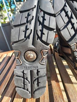 Boty 42 vel. New Rock Reactor - 11