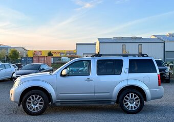Nissan Pathfinder 2.5 dCi LE 140kw - 11