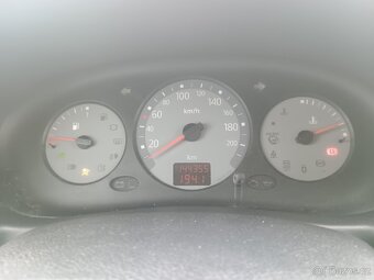 Prodám Renault thalia 1.4 55kw - 11