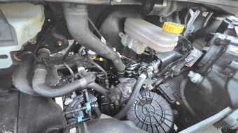 2021 sklápěč 7míst 3.5t Peugeot Boxer 2.2HDi 103kW klima TZ - 11