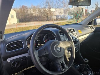 VW Golf VI, 1.6TDI, 77kw, nová STK. Model 2011 - 11