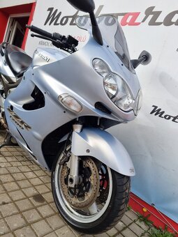 Kawasaki ZZ-R 1200 - 11