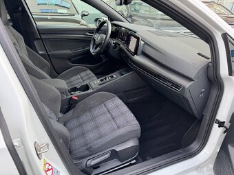 VW Golf 8 GTE Hatchback 1.4eTSI eHybrid 180kW - Zálohováno - 11