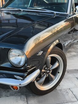 Ford Mustang 289 V8 FASTBACK - 11