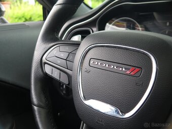 Dodge Challenger, 5.7 V8 Shaker SRT, DPH odpočet - 11