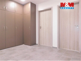 Pronájem bytu 3+1, 70 m², Praha, ul. Bítovská - 11