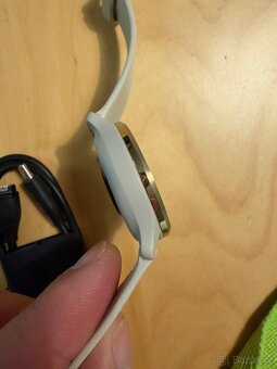 Garmin Venu 2s - gold, v pěkném stavu - 11