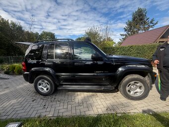 Jeep Liberty 3,8 v6 bez motoru - 11