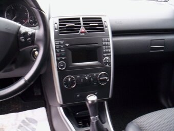 Mercedes A180 CDI - 11