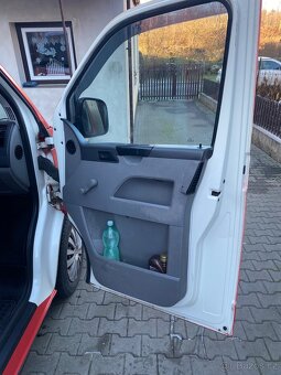 Volkswagen T5 1.9Tdi - 11